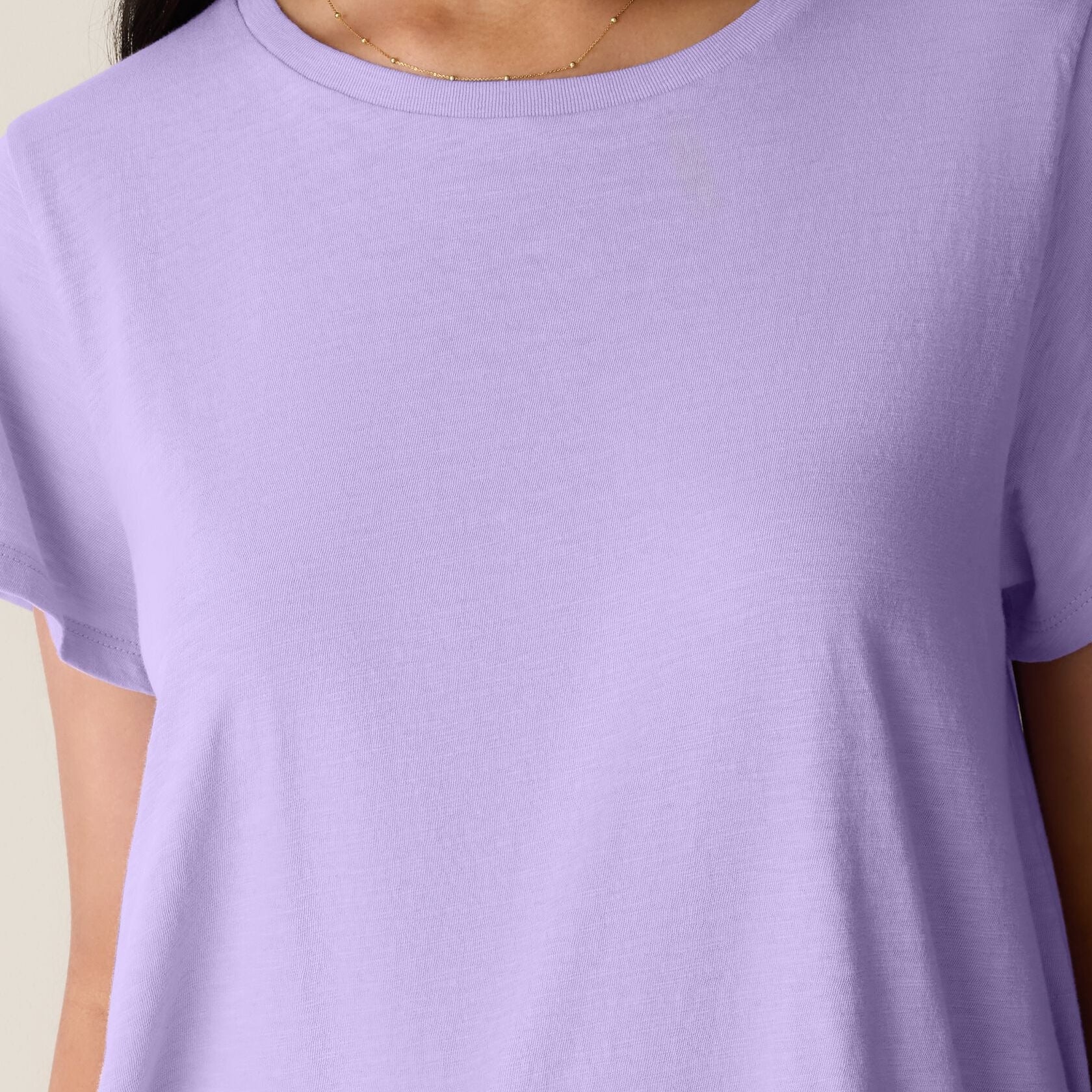 Women's crew neck short sleeve t-shirt