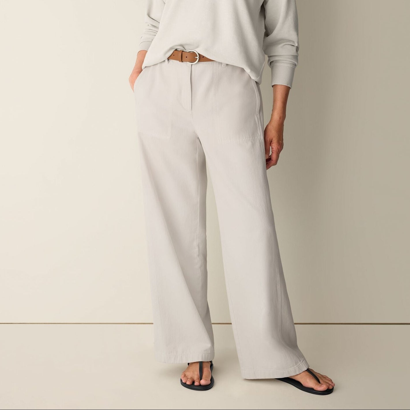 Women's mid rise cotton blend wide leg trousers
