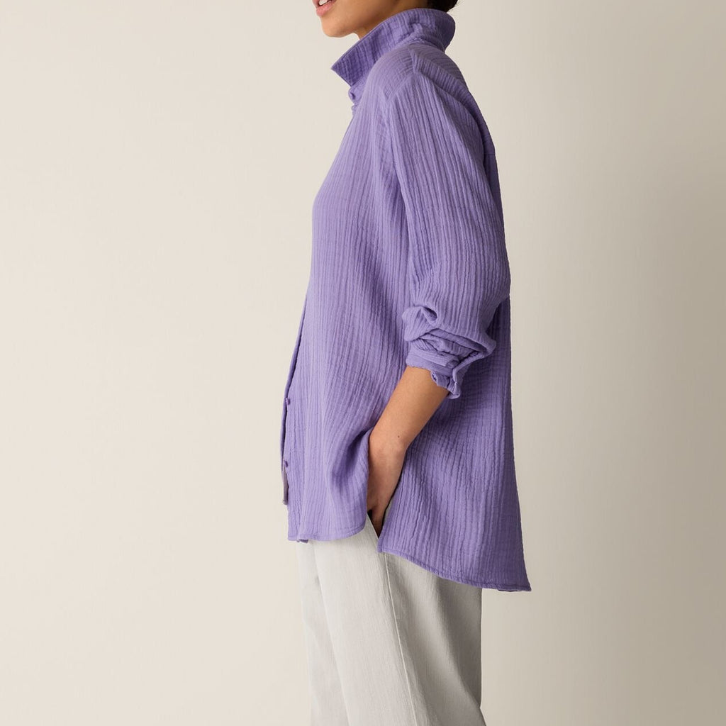 Women's relaxed fit long sleeve shirt