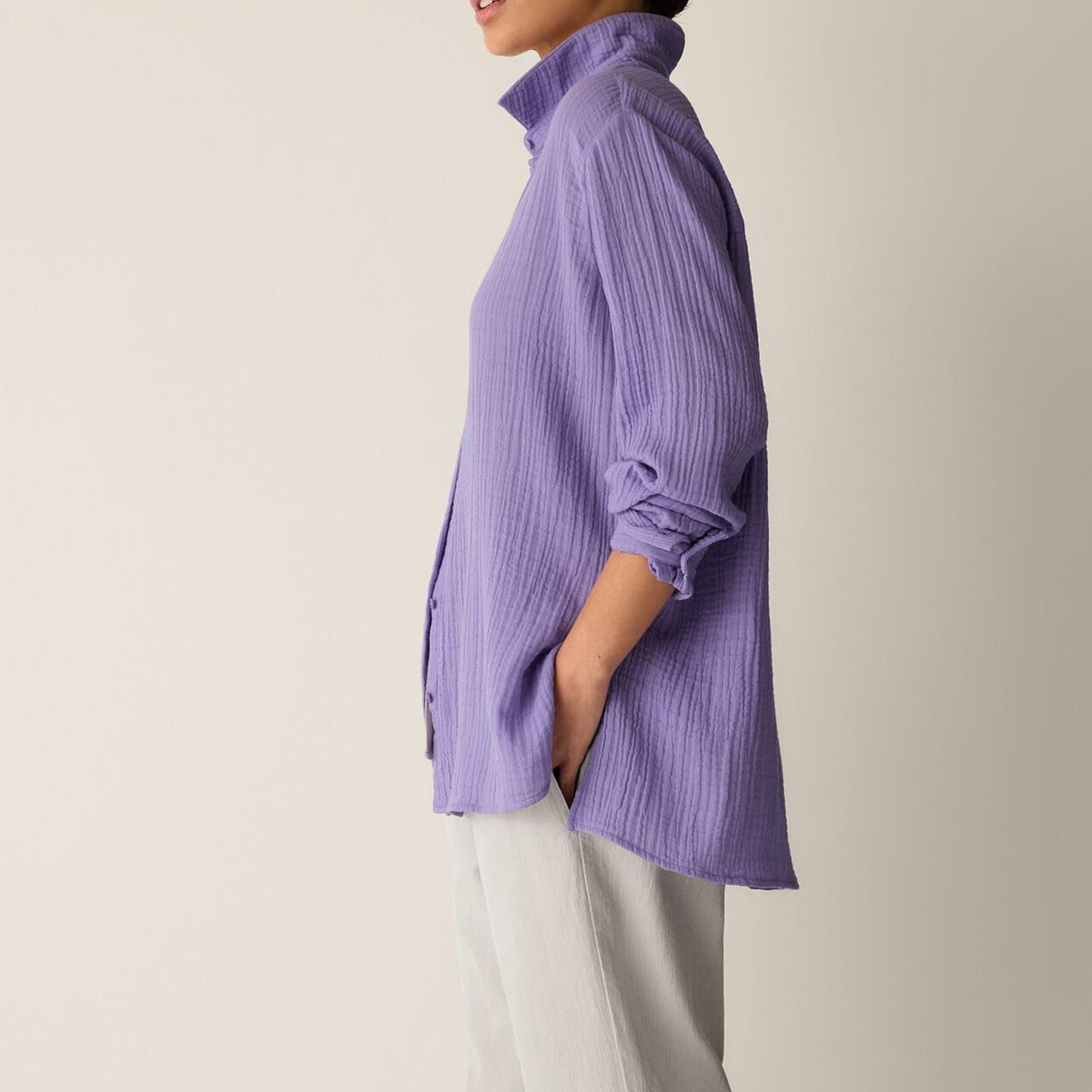 Women's relaxed fit long sleeve shirt