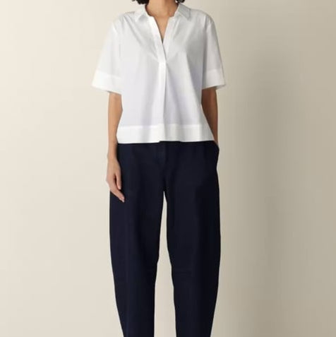 Women's short sleeve v neck button front shirt