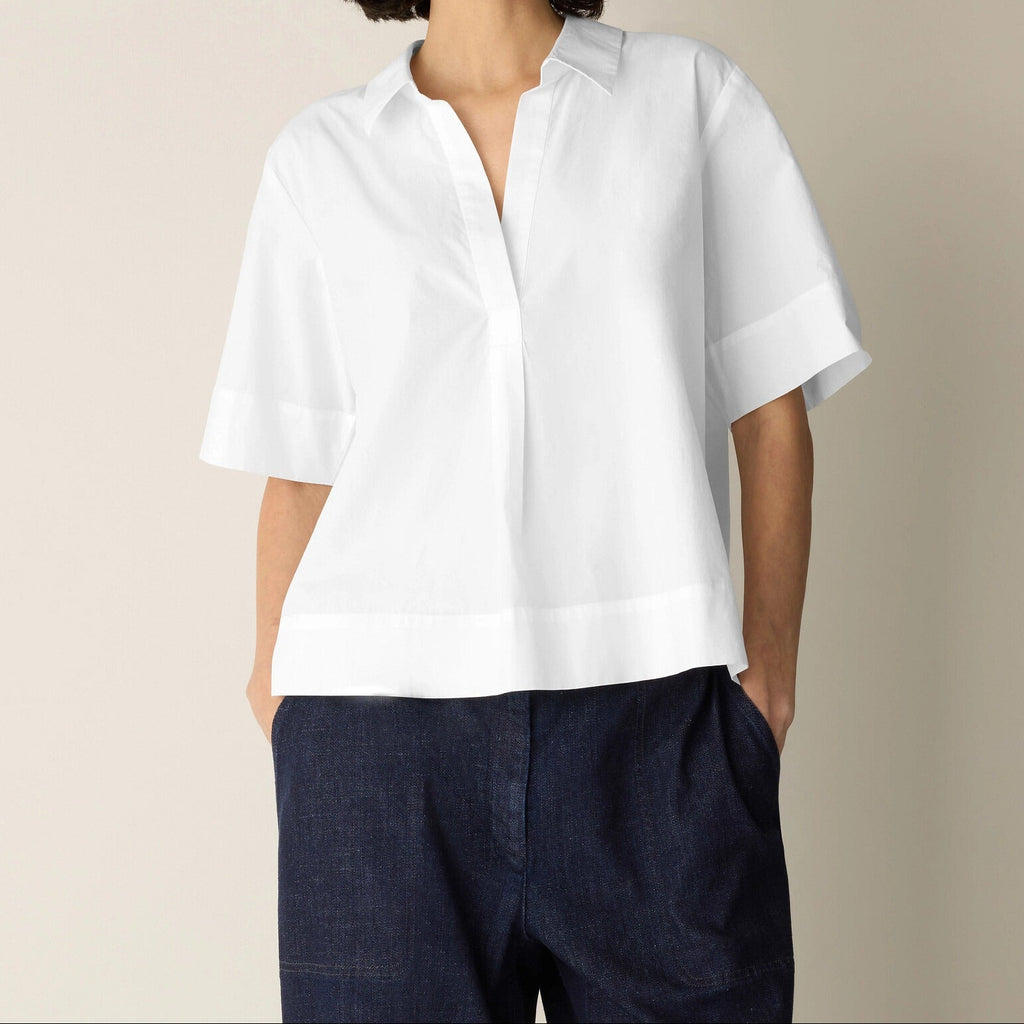 Women's short sleeve v neck button front shirt